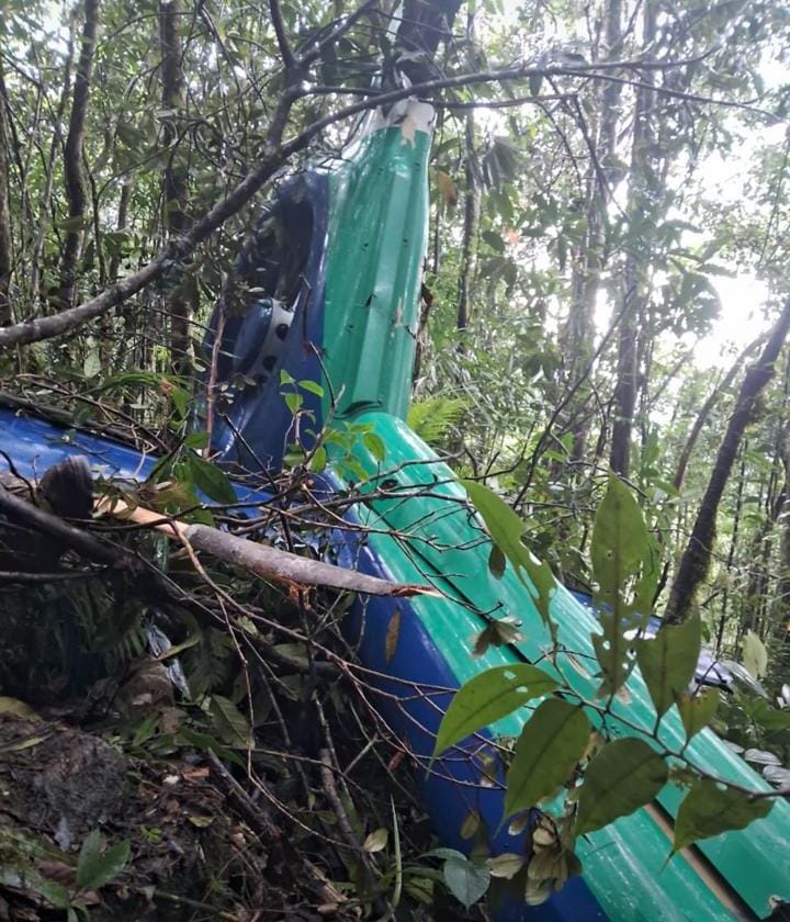 Helikopter Eastindo Air Ditemukan di Gunung Lumut, Mantewe, Tanah Bumbu, Tim SAR Evakuasi Korban