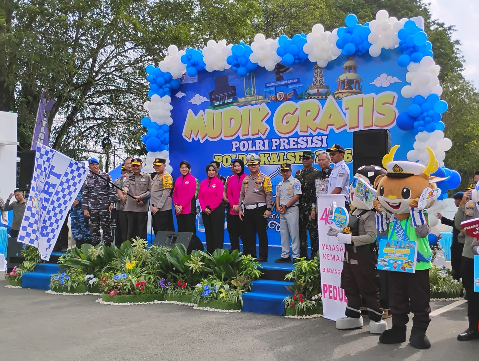 Ratusan Warga Banua Mudik Gratis, Polda Kalsel Kerahkan 14 Armada