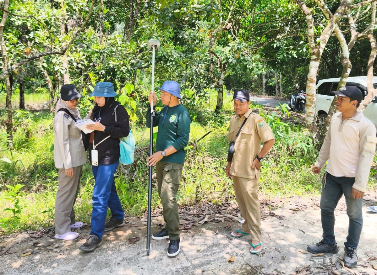 Pengukuran BMD dan jalan usaha tani di Paringin Selatan oleh Kantah Balangan
