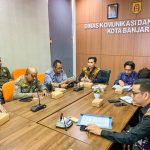 Rapat penyusunan Perwali Reklame Kota Banjarbaru di Diskominfo