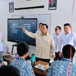 Presiden meninjau renovasi sekolah di Cilacap