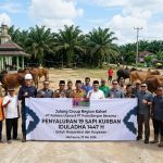 Julong Group salurkan sapi kurban kepada masyarakat dan karyawan