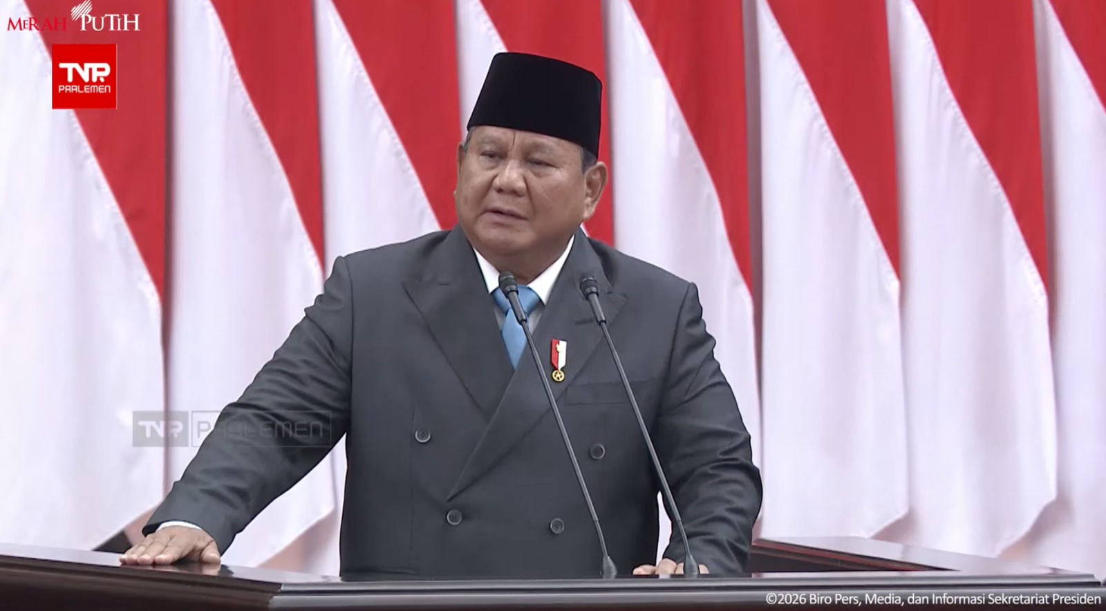 Presiden Prabowo Subianto menyampaikan KEM-PPKF 2027 di DPR RI