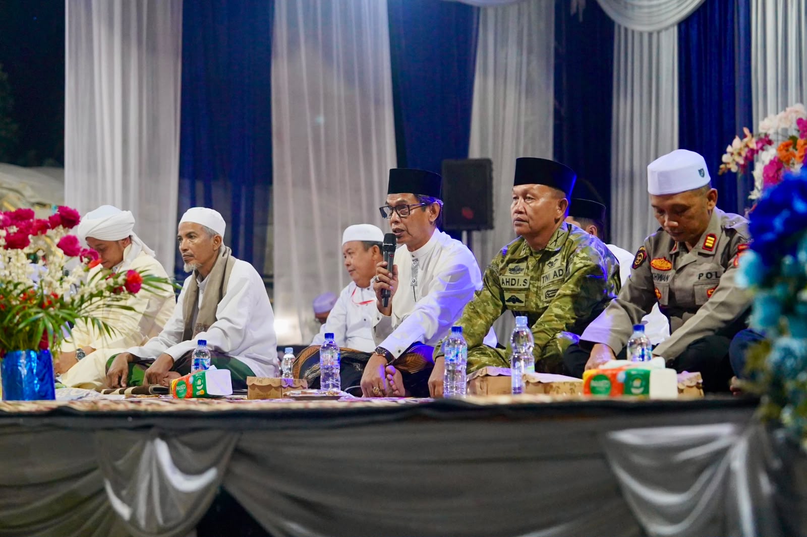Wakil Bupati Balangan Akhmad Fauzi menghadiri tablig akbar menyambut Tahun Baru Islam di Desa Sirap.