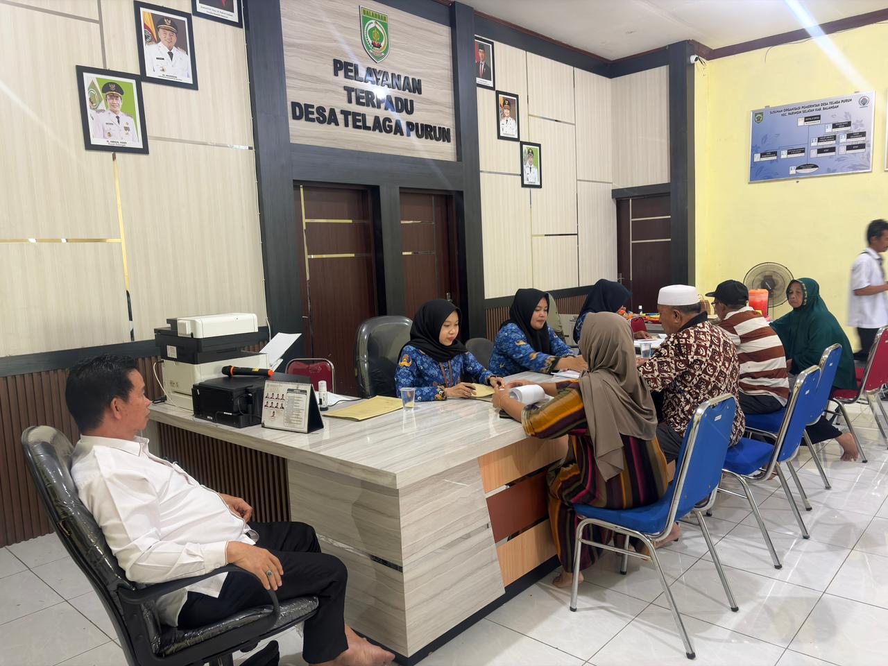 124 Sertipikat PTSL Diserahkan di Desa Telaga Purun, Wujud Kepastian Hukum atas Tanah Masyarakat