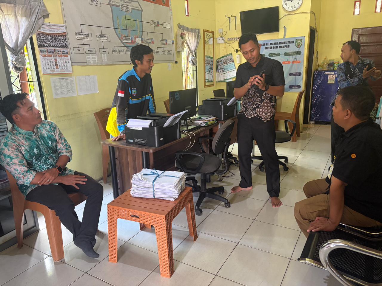 Koordinasi Berkas PTSL di Desa Mampari Dorong Percepatan Pelayanan Sertipikasi Tanah