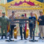 Pertunjukan seni budaya pada Aruh Karasmin Pahuluan di Desa Muara Ninian.