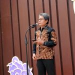 Peserta cosplay tampil pada Festival Seni Modern Ichi No Fest 2 di Gedung Sanggam Paringin, Kabupaten Balangan.