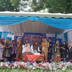 Kepala Disdikbud Balangan menghadiri HUT IGTKI-PGRI dan Hari Anak Nasional di Desa Mantimin.