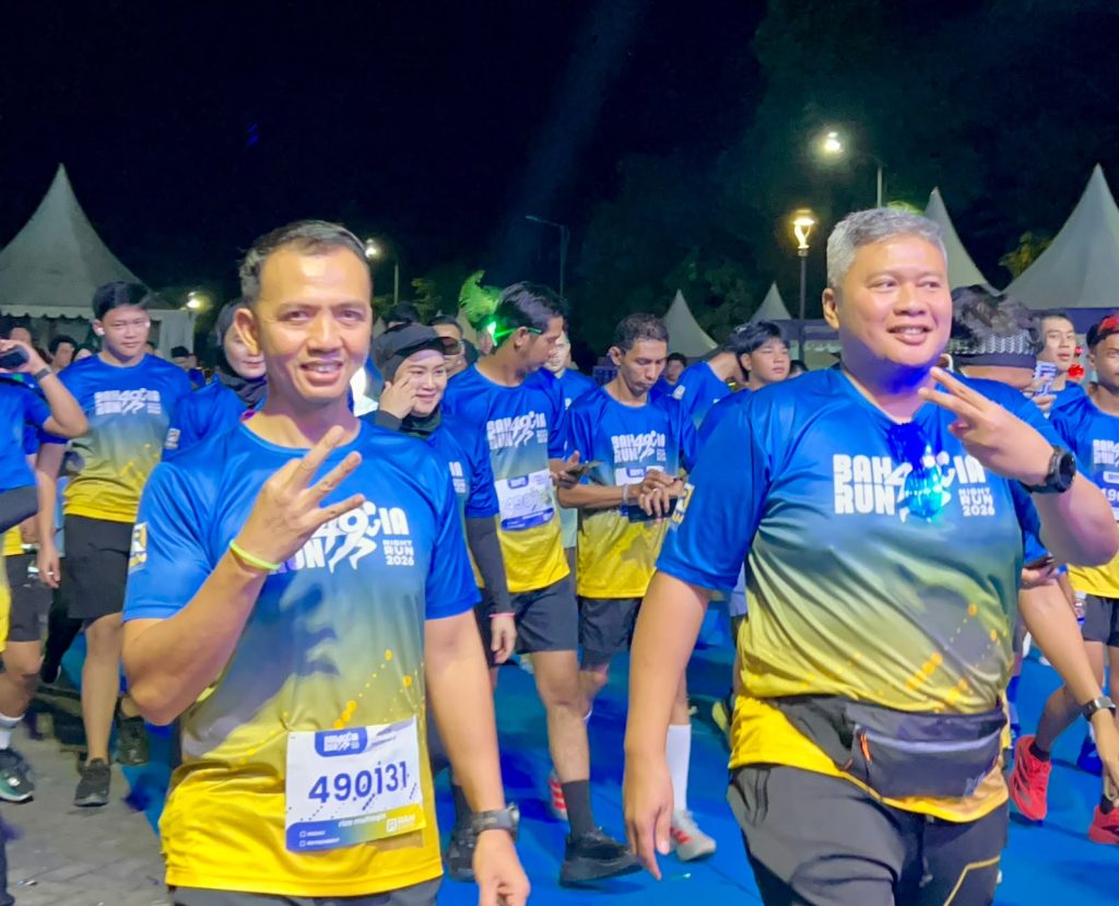 Ratusan peserta mengikuti Bahagia Run 2026 di halaman Kantor Gubernur Kalimantan Selatan, Banjarbaru.