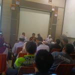 Rapat koordinasi Pemerintah Kecamatan Lampihong membahas penguatan tata kelola operasional Damkar pascakecelakaan di Desa Tampang.