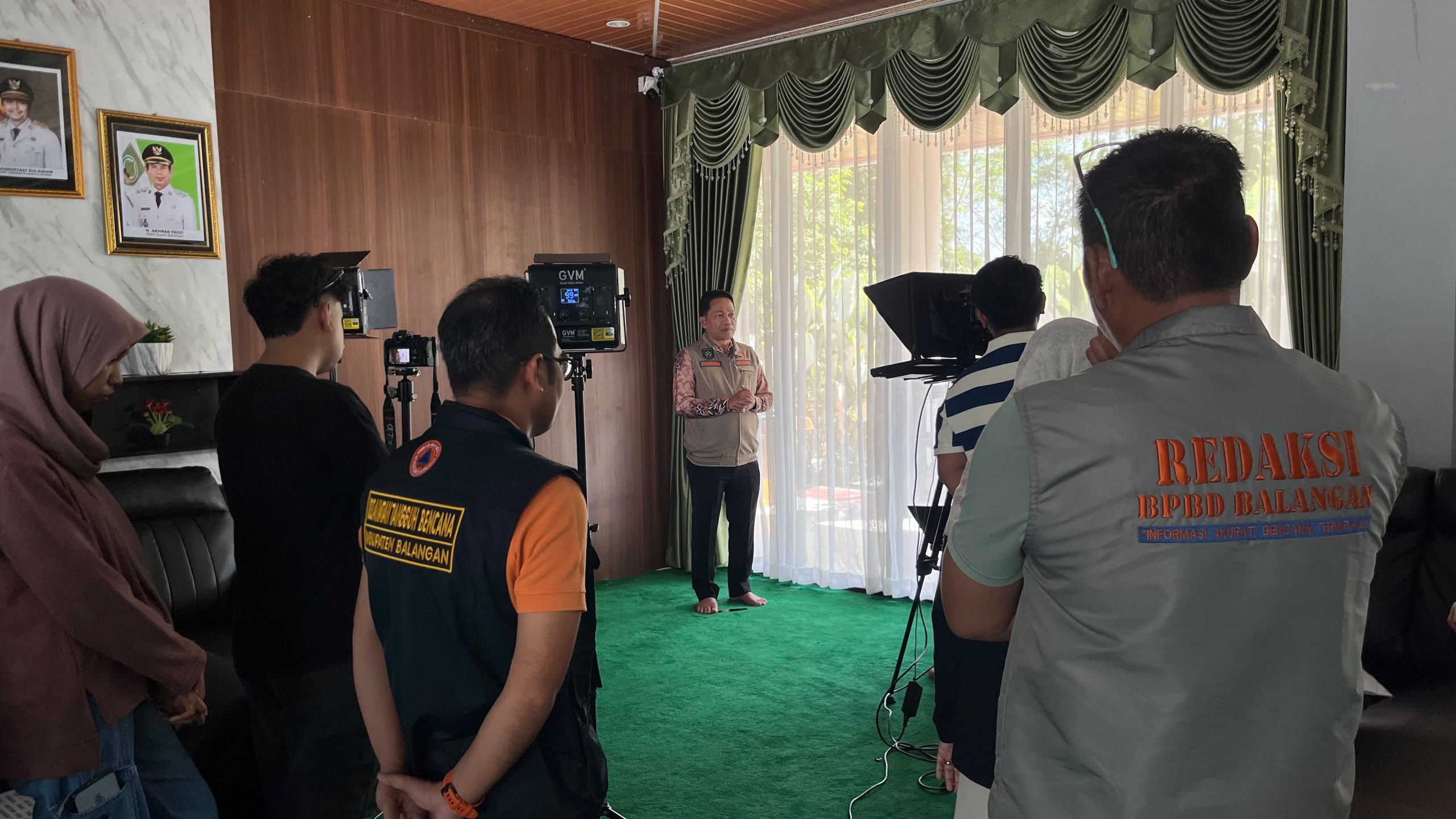 Bupati Balangan Abdul Hadi memberikan apresiasi terhadap film dokumenter banjir bandang Tebing Tinggi.