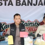 Forkopimda Banjarmasin menampilkan barang bukti 5.179 butir ekstasi