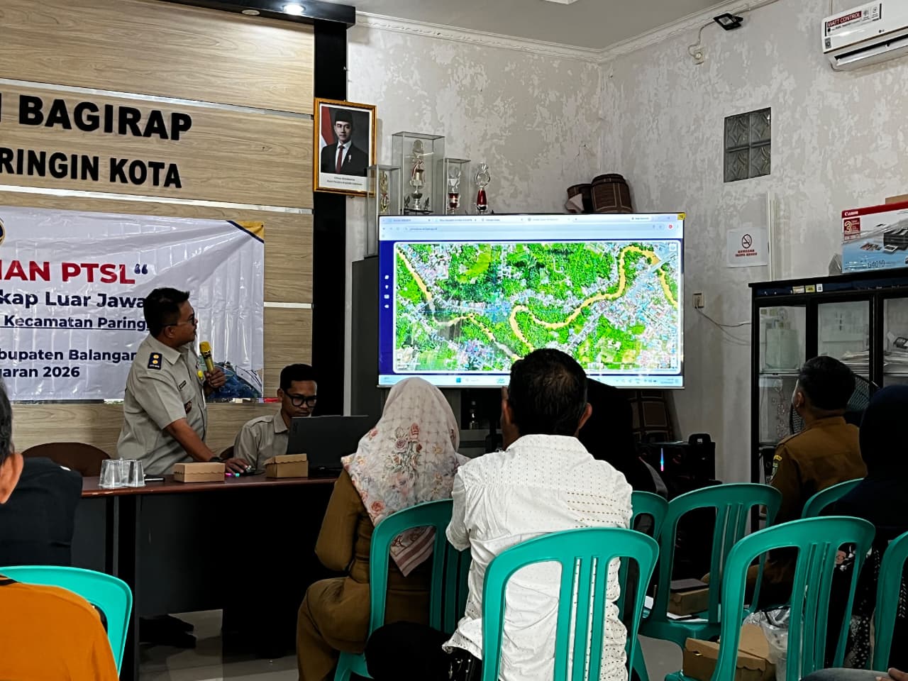 Penyuluhan PTSL Desa/Kelurahan Lengkap di Paringin Kota